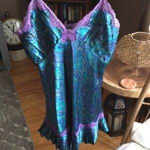 VINTAGE Victoria’s Secret Lingerie/Night Gown
